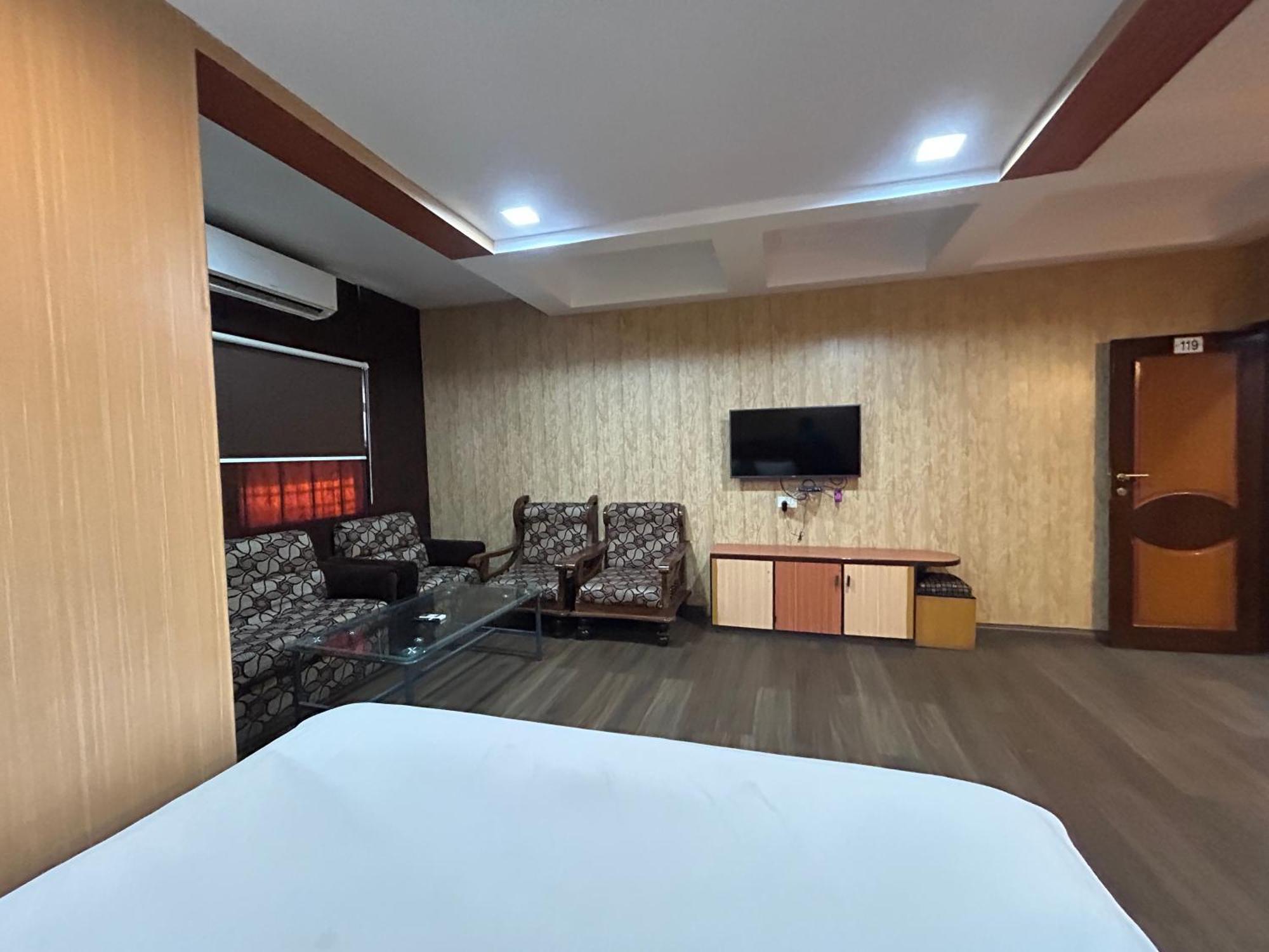 Swagstay Hotel Rahul Nagpur Exterior photo