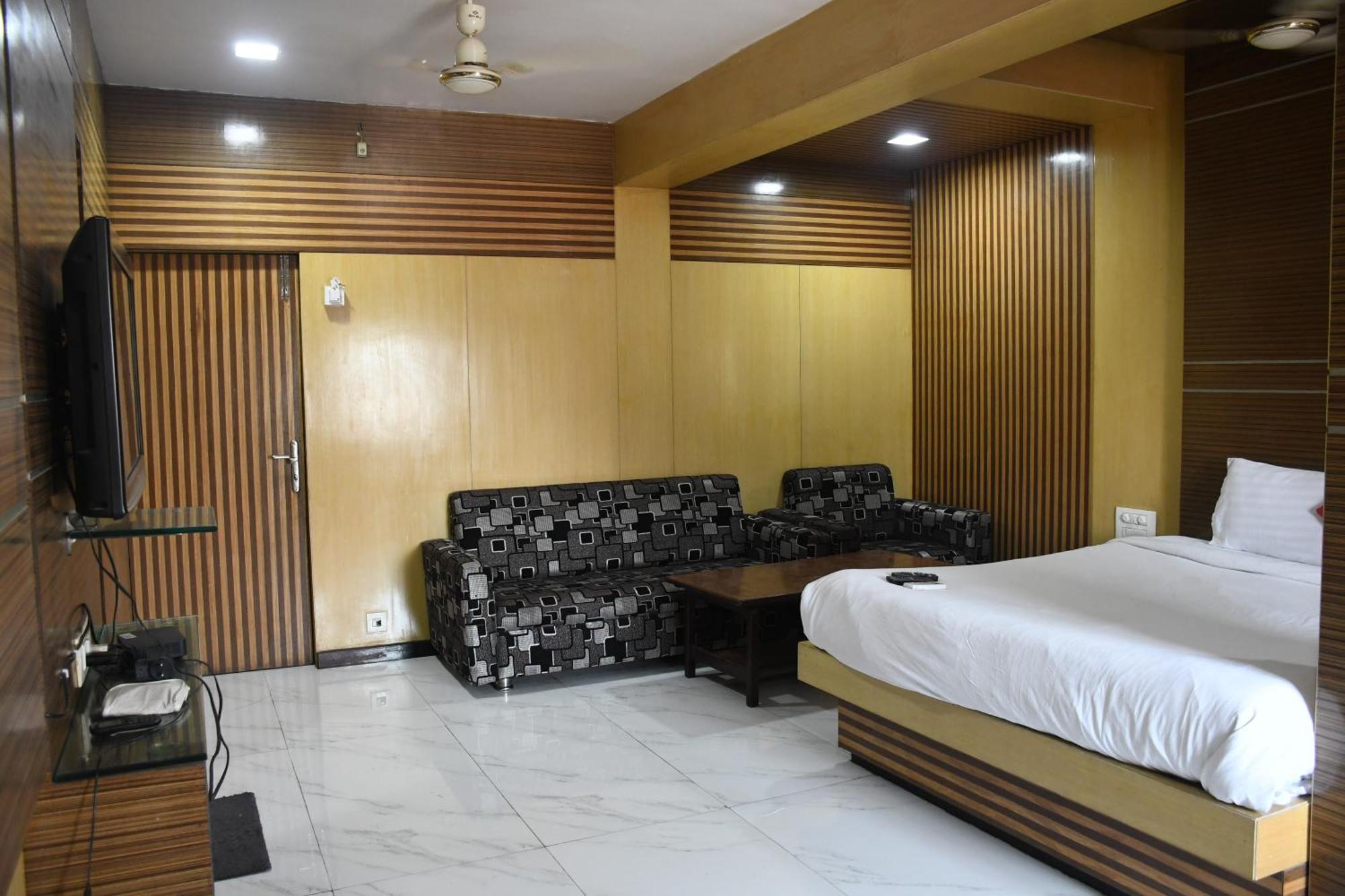 Swagstay Hotel Rahul Nagpur Exterior photo